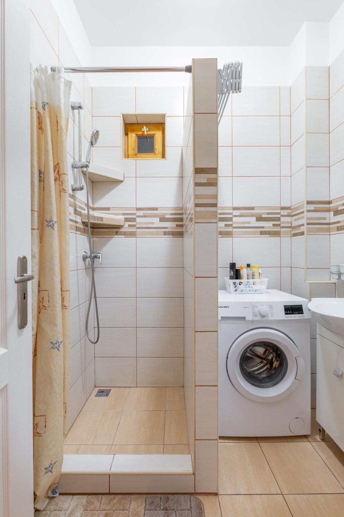 Downtown By Stn Appartamento Budapest